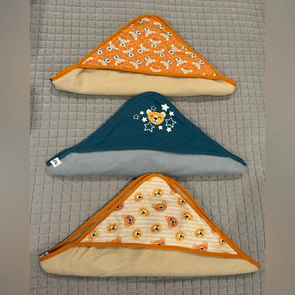 Kids Hooded Towels with Bear Design - Orange and Blue